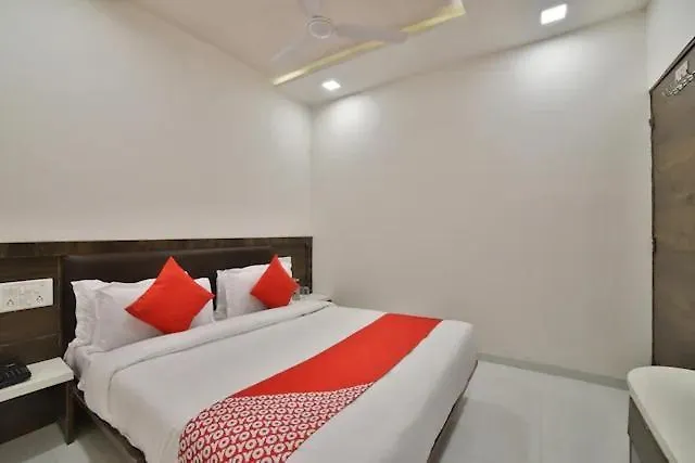Hotel Maan Palace Ahmedabad